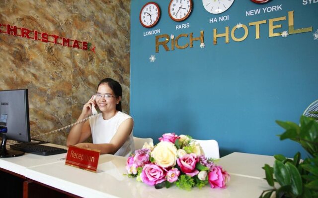 Rich Hotel
