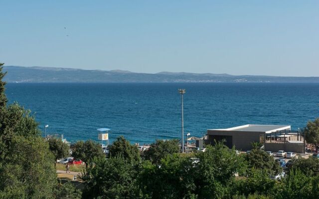 Luxury Rooms near Beach