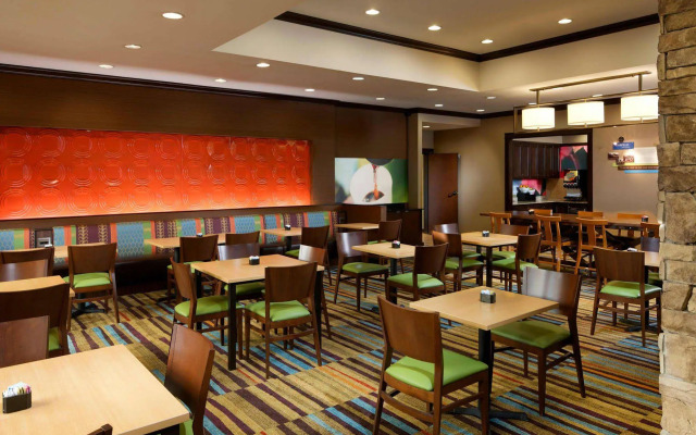 Fairfield Inn & Suites Houston Intercontinental Airport