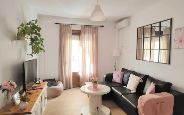 Bonito piso céntrico con WIFI, parking y terraza