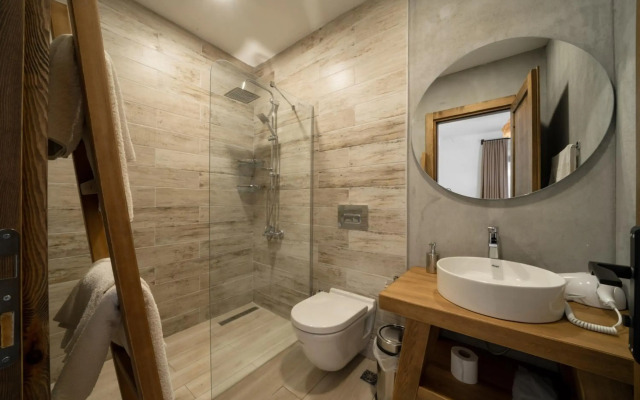 Zumrut Cirali Butik Otel