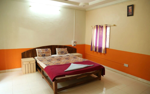Darya sarang resort & Beer shopee
