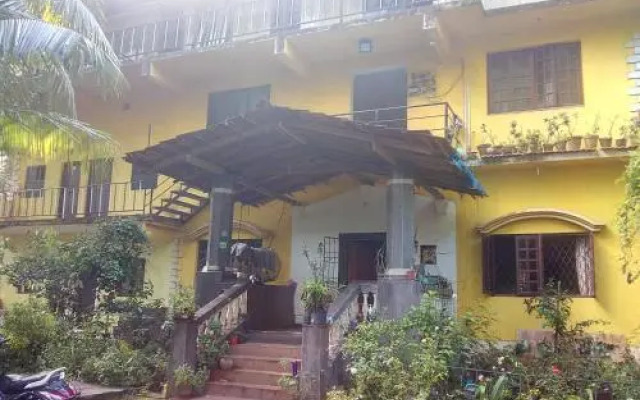 Anthy's Guest House & Restaurant