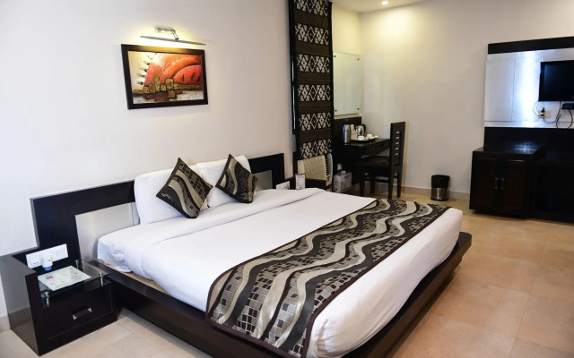 Hotel Ravisha Continental