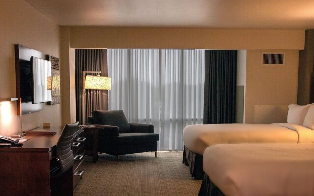 DoubleTree by Hilton Omaha Southwest