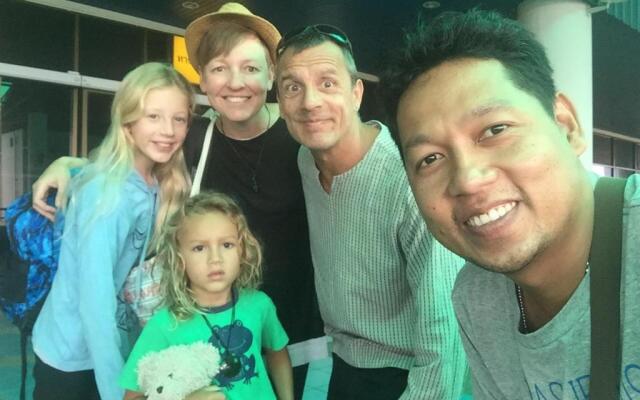 You In House URT Surathani Airport