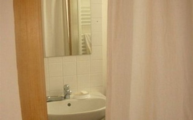 Bed And Breakfast Charonne 3