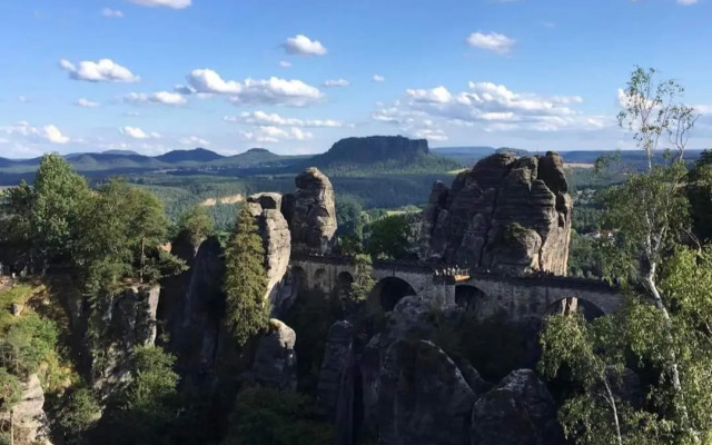 Ferienwohnungen Weißes Roß