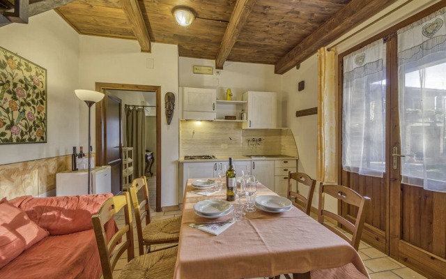 Rosehip apt With Shared Pool