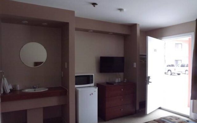 Falcon Motel Brossard