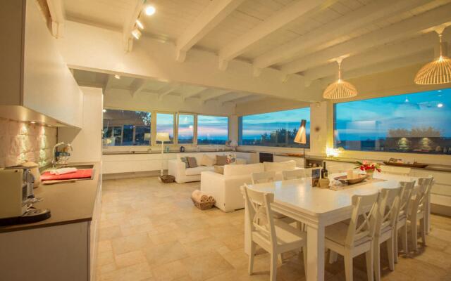 TD Trulli di Bouganville w Large Amazing Pool