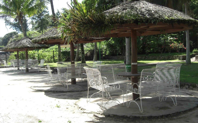 Pandu Lakeside Hotel Tuktuk