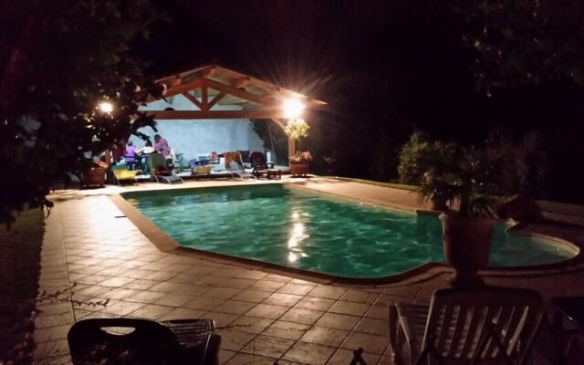 Villa With in Malaucène With Wonderful Mountain View Priv