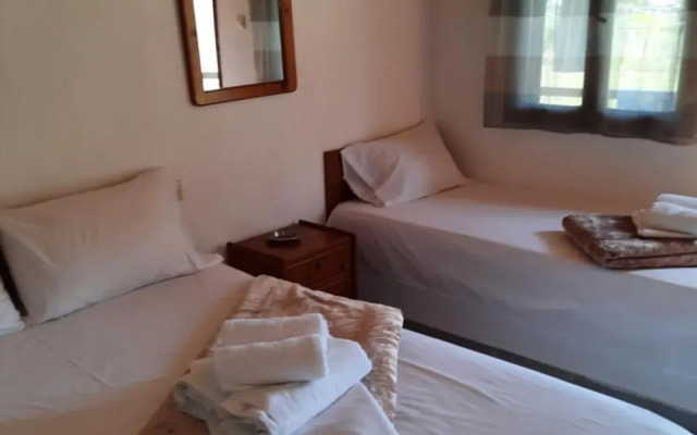Bungalows anestis