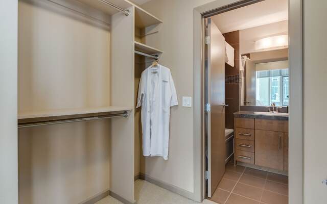 Vetro Apartments by Corporate Stays