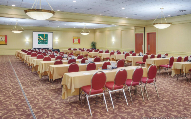 TownePlace Suites by Marriott Oshawa