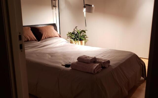 Departamento moderno 3 personas con garage