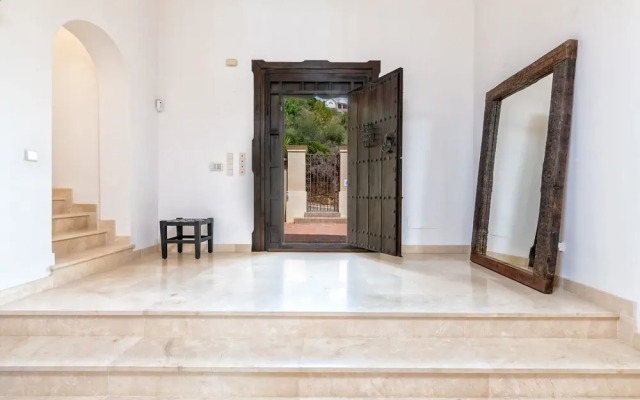 Solaga Villa Los Monteros