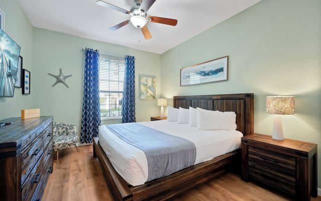 Beautiful Deluxe Condo, Vista Cay - 3015