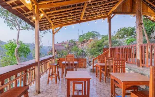 Baron Beach Bungalow