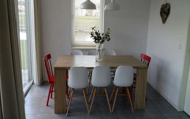 Peaceful Holiday Home in Zeewolde with Sauna
