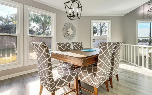Riverfront Savannah Getaway w/ Pool & Dock!