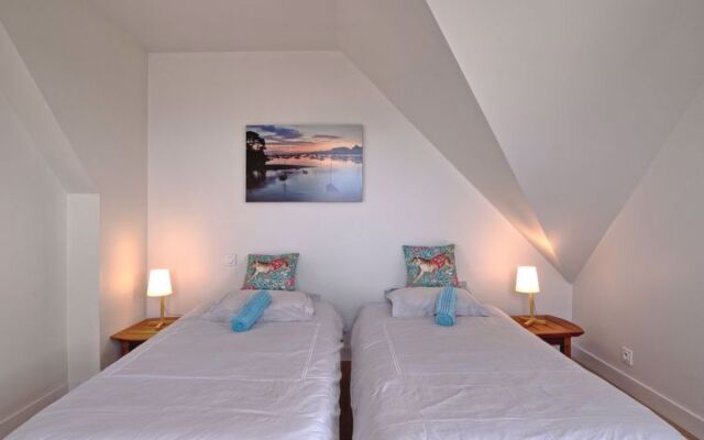 Maison du Phare de Port-Navalo