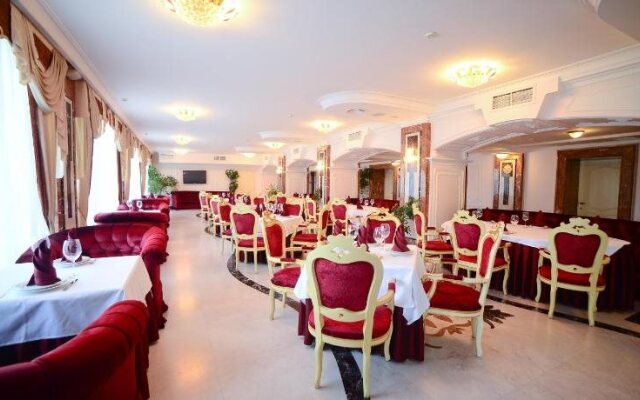 Visak Hotel