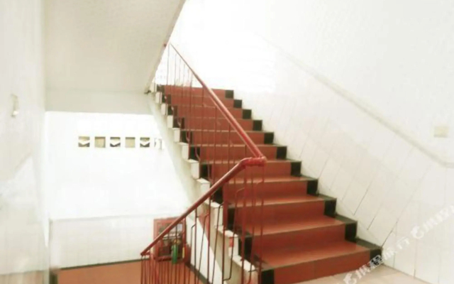 Chongqing dongbin hotel