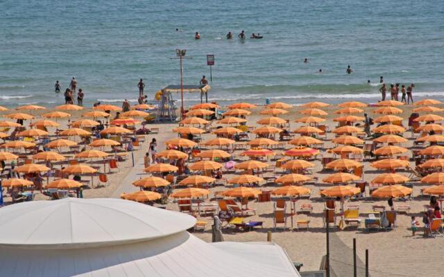 Hotel Cesare