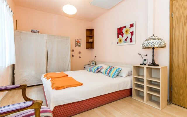 Nice Home in Vodice With Wifi and 2 Bedrooms