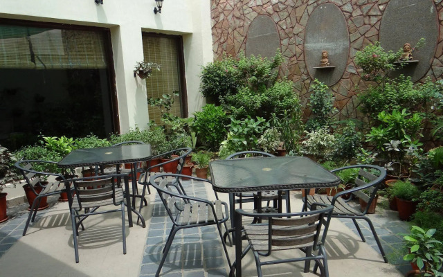 Hotel Ratnawali
