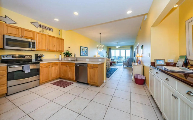 Waterfront Breeze Condo Condo
