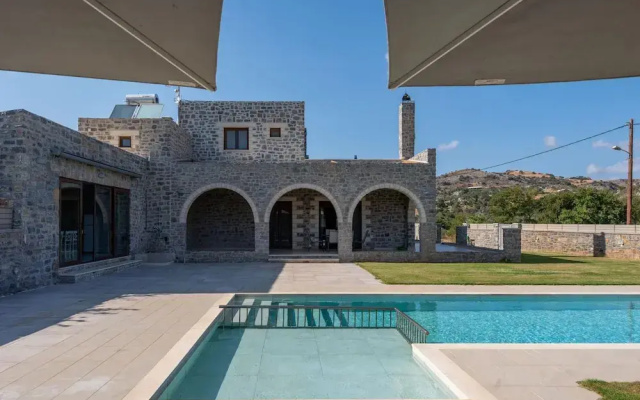 Villa Vilana With Private Pool