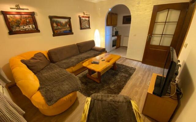Holiday Homes Durmitorski Gaj