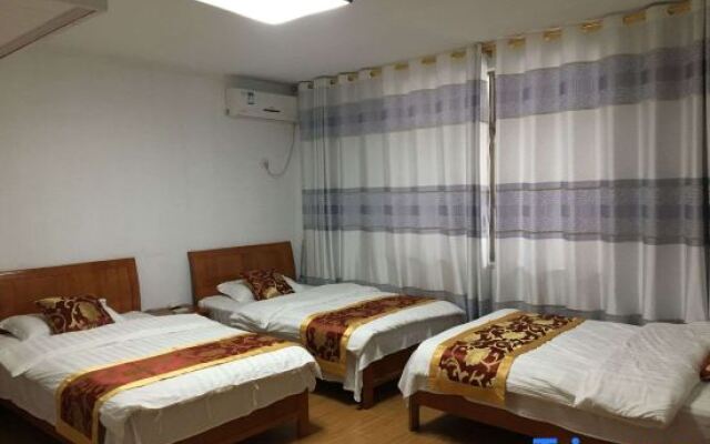 Zhanli Shanju Hostel