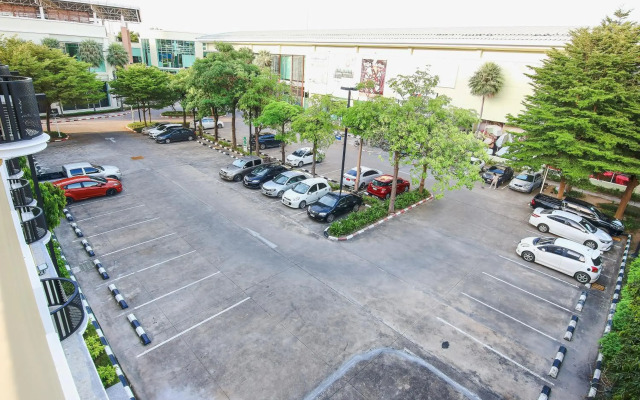 A Villa Hua Hin Hotel (SHA Certified)