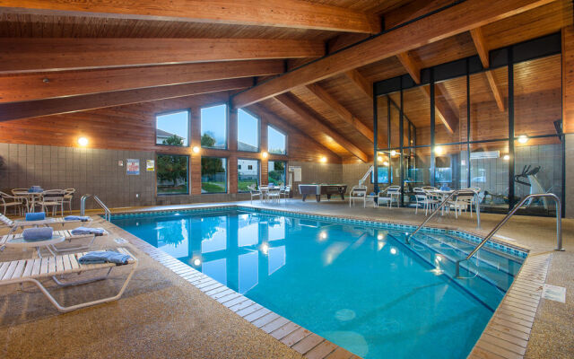 AmericInn Hotel & Suites Mankato — Conference Center