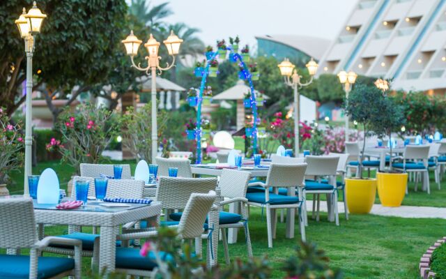 Al Raha Beach Hotel