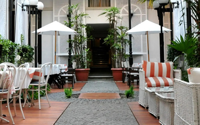 Parana Hotel Plaza Jardín