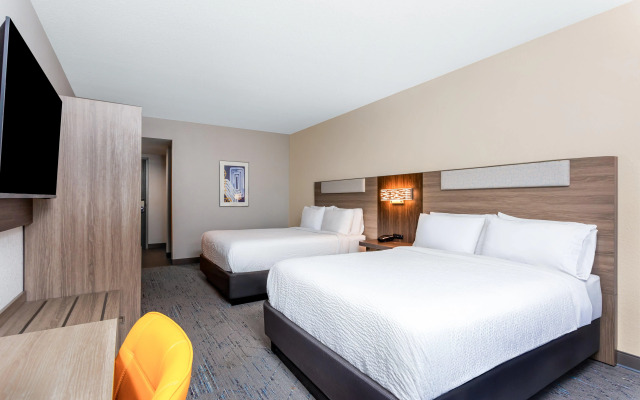 Holiday Inn Express & Suites Palm Coast I95 by IHG