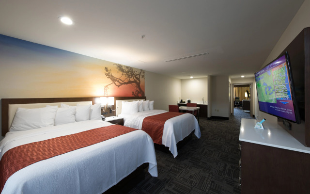 Holiday Inn Milwaukee Brookfield by IHG