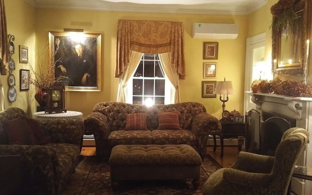 The Briarwood B&B