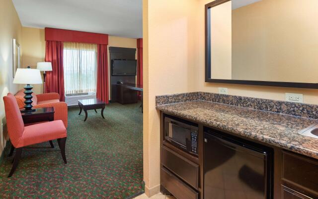 Hampton Inn & Suites Waco-South