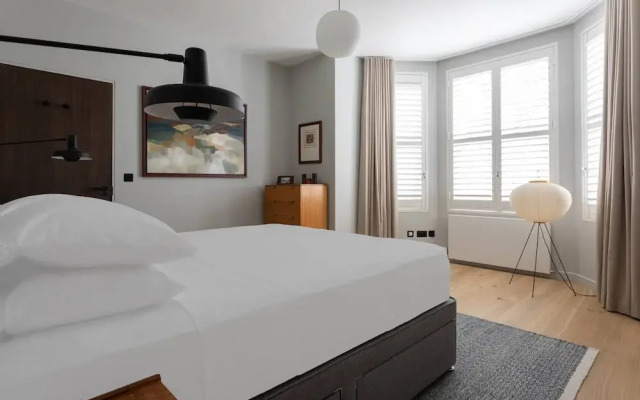 Redcliffe Square XII by Onefinestay