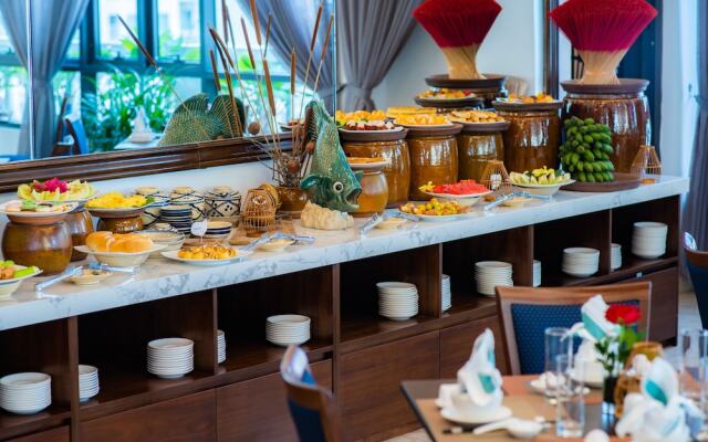 Ha Long New Century Hotel