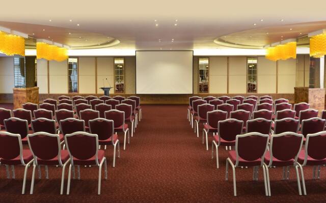 Swiss-Belhotel Seef Bahrain