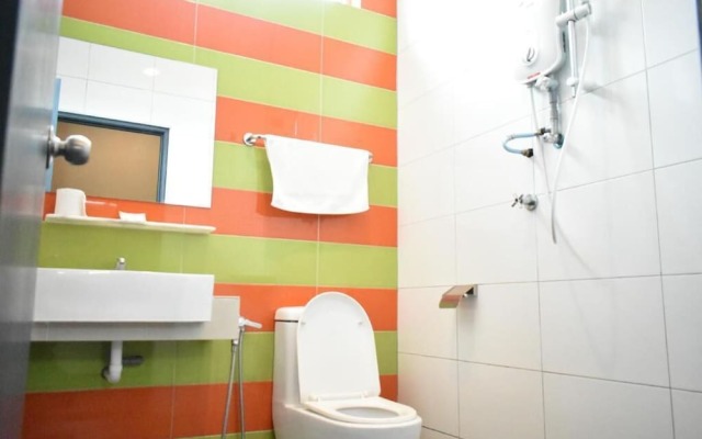 Karang Timur Motel