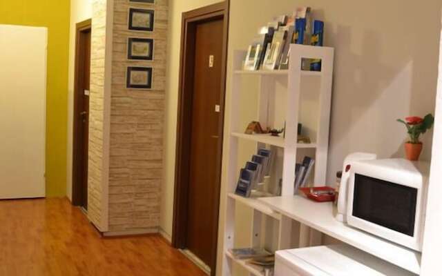 Leonardo Tourist House