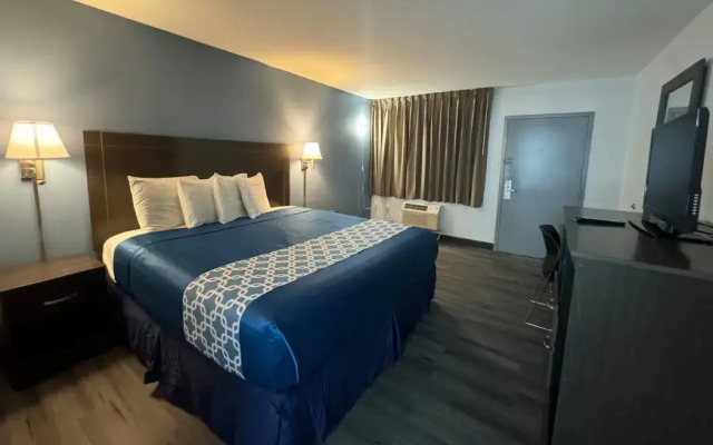 Travelodge by Wyndham Gainesville